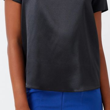 Tshirt in satin color nero