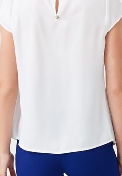Blusa con catena strass bianco 2