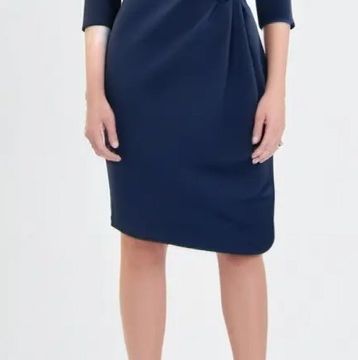 abito blu con rosa 01