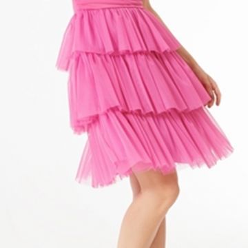 Abito in tulle con balze 1