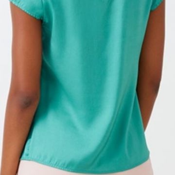 Blusa con catena strass verde 2
