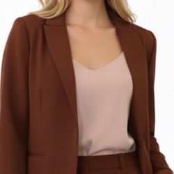 Solo LA GIACCA vendita 80 euro - si può acquistare anche solo il pantalone al prezzo di vendita 45 euro - IN OFFERTA COMPLETO (GIACCA PIU' PANTALONE) 100 euro (anziché 125 euro ) con un risparmio di 25 euro