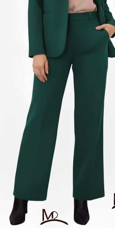 Il pantalone da solo prezzo vendita 45 euro - si può acquistare anche solo la giacca al prezzo di vendita 80 euro - IN OFFERTA COMPLETO (GIACCA PIU' PANTALONE) 100 euro (anziché 125 euro ) con un risparmio di 25 euro